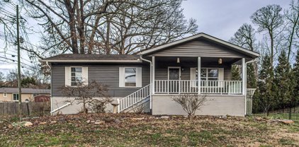 8202 Westland Drive, Knoxville
