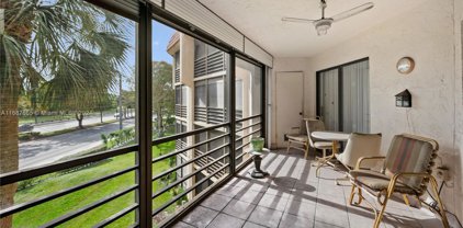 6655 W Broward Blvd Unit #305, Plantation