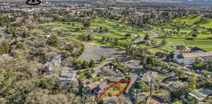 800 Golf Club Cir, Pleasant Hill