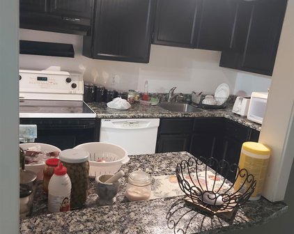 1555 Fir Street Unit 208, White Rock