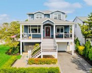 401 Little East Neck Road, Babylon image