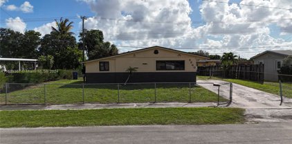 3260 Nw 209th Ter, Miami Gardens