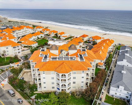 122 Riviera Drive, Long Branch