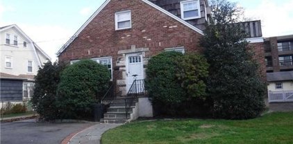379 Mulry Lane, Lawrence