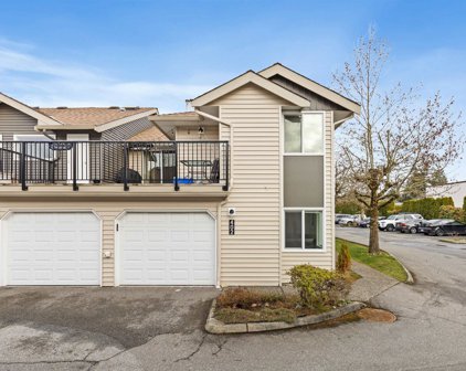 8972 Fleetwood Way Unit 402, Surrey