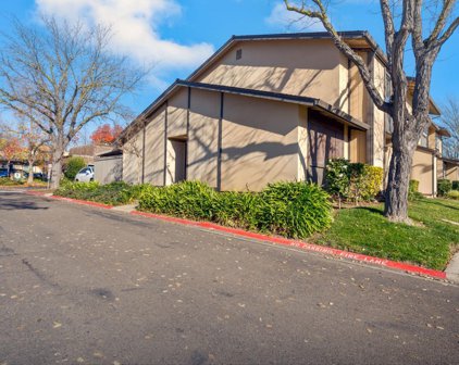 5184 Greenberry Drive, Sacramento