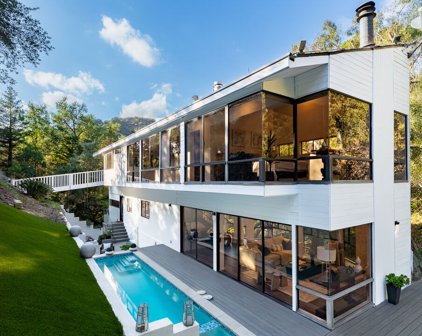 2350  Benedict Canyon Dr, Beverly Hills