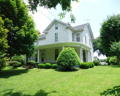 216 Walnut St, Springfield