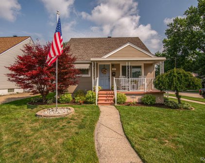 204 TECUMSEH, Clawson
