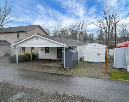 11093 East Drive, Lakeview