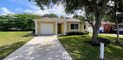 2944 NW 9th St, Fort Lauderdale