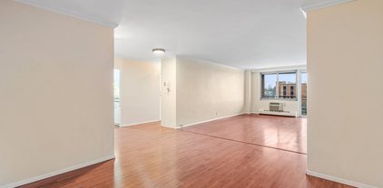 220-55 46th Ave Unit #6B, Bayside