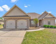 9401 Millers Gardens Cove, Sherwood image