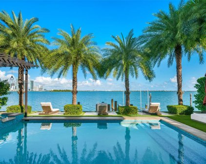 1021 N Venetian Dr, Miami