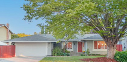 470 Las Coches CT, Morgan Hill