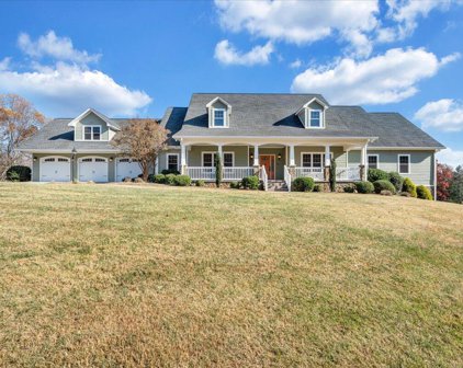 76 Fisher Flora  Ln, Boones Mill