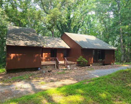 180 Otter River Drive, Altavista