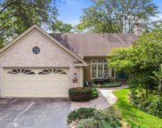 895 Coopers Ct, Brookfield image