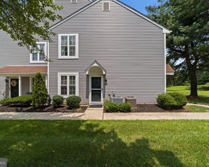 329 Surrey Ct, Sewell