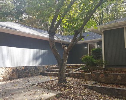 225 Deer Forest Road, Fayetteville
