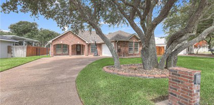 411 Fairway Oaks Street, Rockport