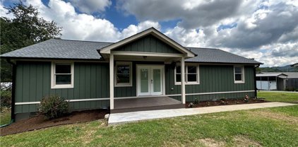 138 Ice Plant Street, Elk Park