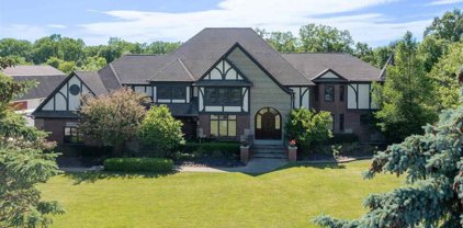6310 County Line, Chesterfield Twp