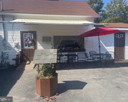 16494 Renovo Rd, Westport