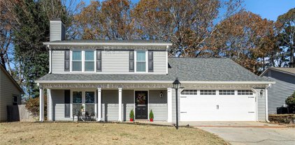 4880 Hampton Square Drive, Alpharetta