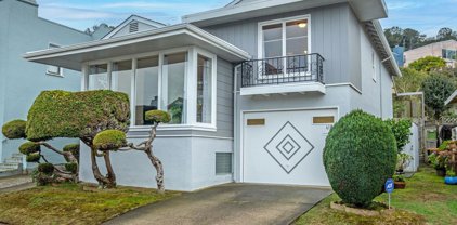 618 Cordova St, Daly City