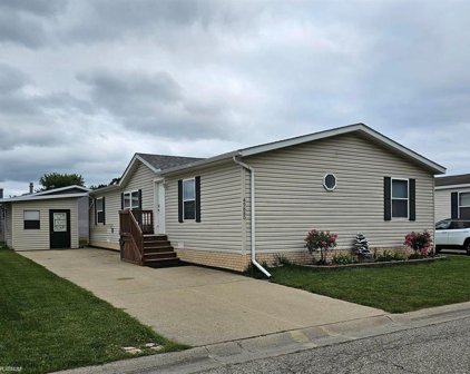 49880 Serenity, Shelby Twp