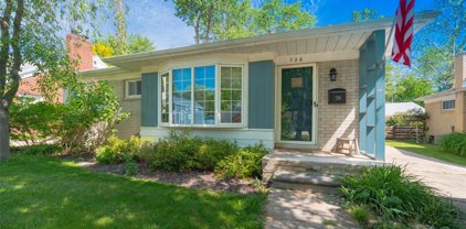 726 MAGNOLIA, Royal Oak