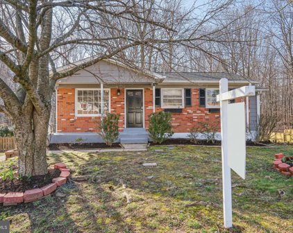 4424 Hendricks Dr, Woodbridge