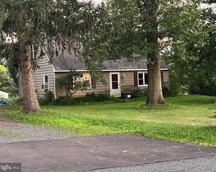224 Orchard Ln, Harleysville