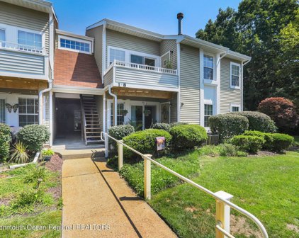 2 Crop Court, Tinton Falls