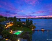 7002 N Mercer Way, Mercer Island image