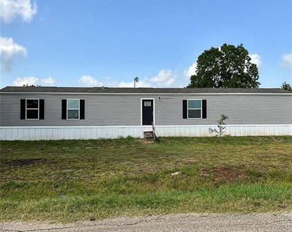 326 County Road 149, Boling