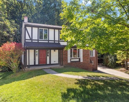 105 Lingay Ct, Ross Twp