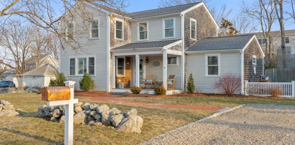 62 Seaview Ave, Scituate