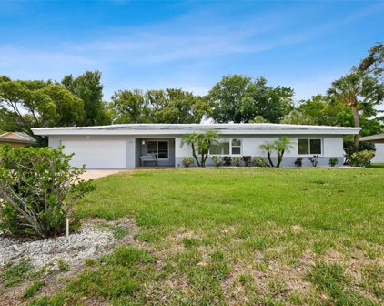 108 Harbor Bluff Drive, Largo