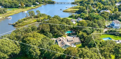 64 Griffing Avenue, Westhampton Beach