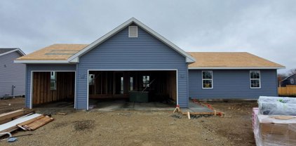 205 AUTUMNWOOD, Davis Junction