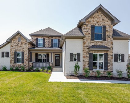1029 Abbey Road Way, Spring Hill