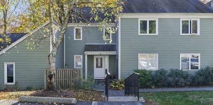 41 Fifer Ln Unit 41, Lexington