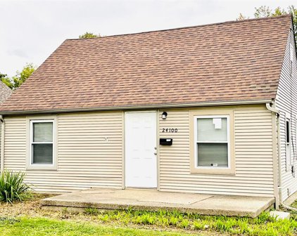 24100 BERRY, Warren