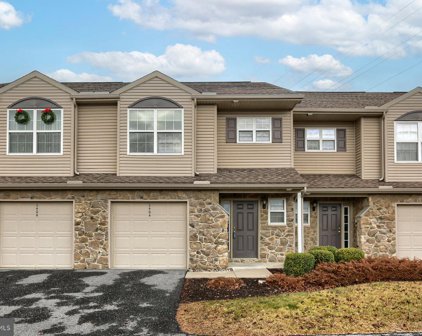 2404 Mill Rd, Mechanicsburg