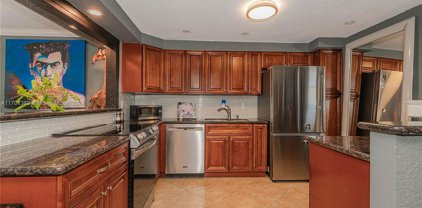 3050 Ne 16th Ave Unit #207, Oakland Park