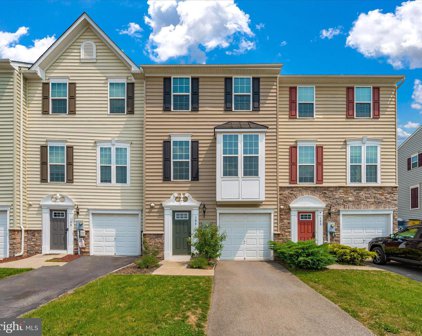 104 Norwood Dr, Falling Waters