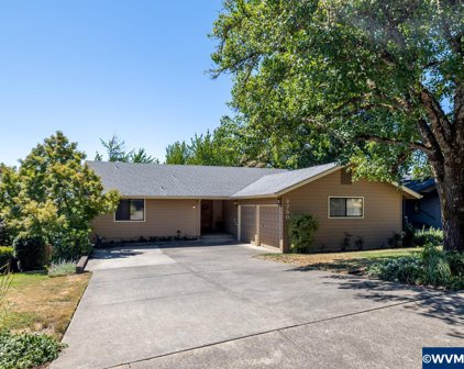 2750 Angelica Dr, Corvallis