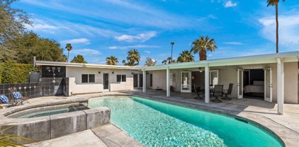 725 S Mountain View Drive, Palm Springs